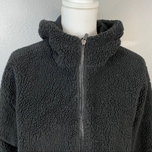 Fabletics Lotta Cocoon Oversized Zip Hoodie - Picture 4 of 9